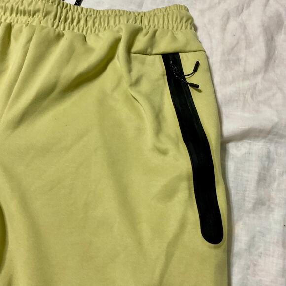 Nike Sportswear Tech Fleece Jogger Pants Men’s SZ L Olive Green CU4495-222 used - Picture 7 of 9